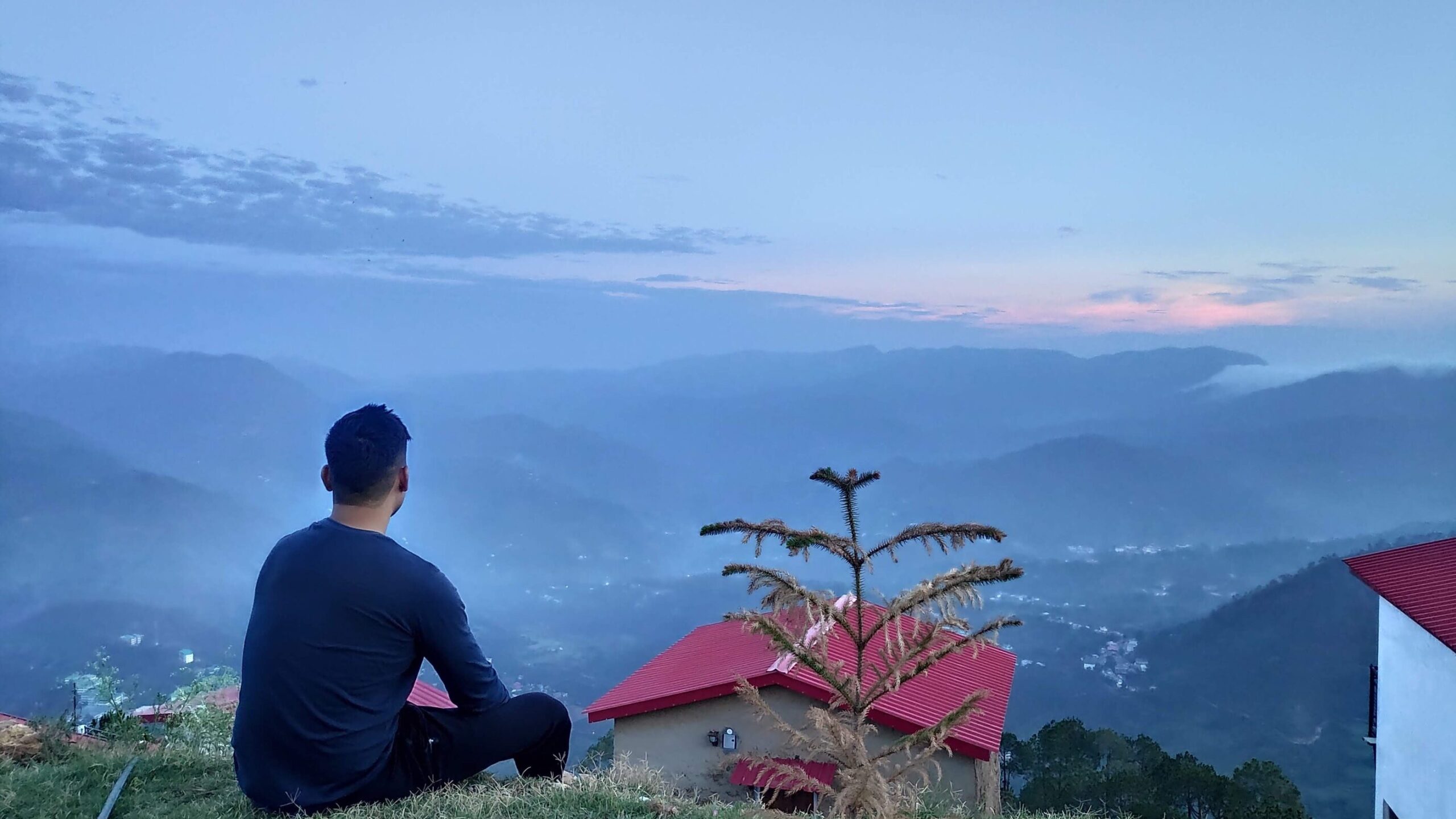 Hidden viewpoint in Solan with scenic mountain views and peaceful surroundings in Himachal Pradesh