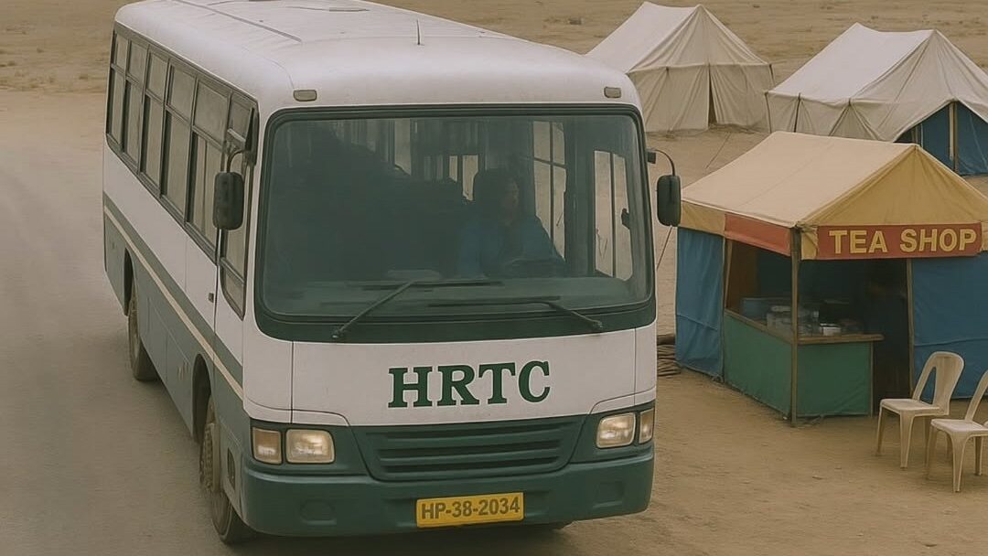 HRTC bus making a scenic tea halt during the Delhi to Leh journey.