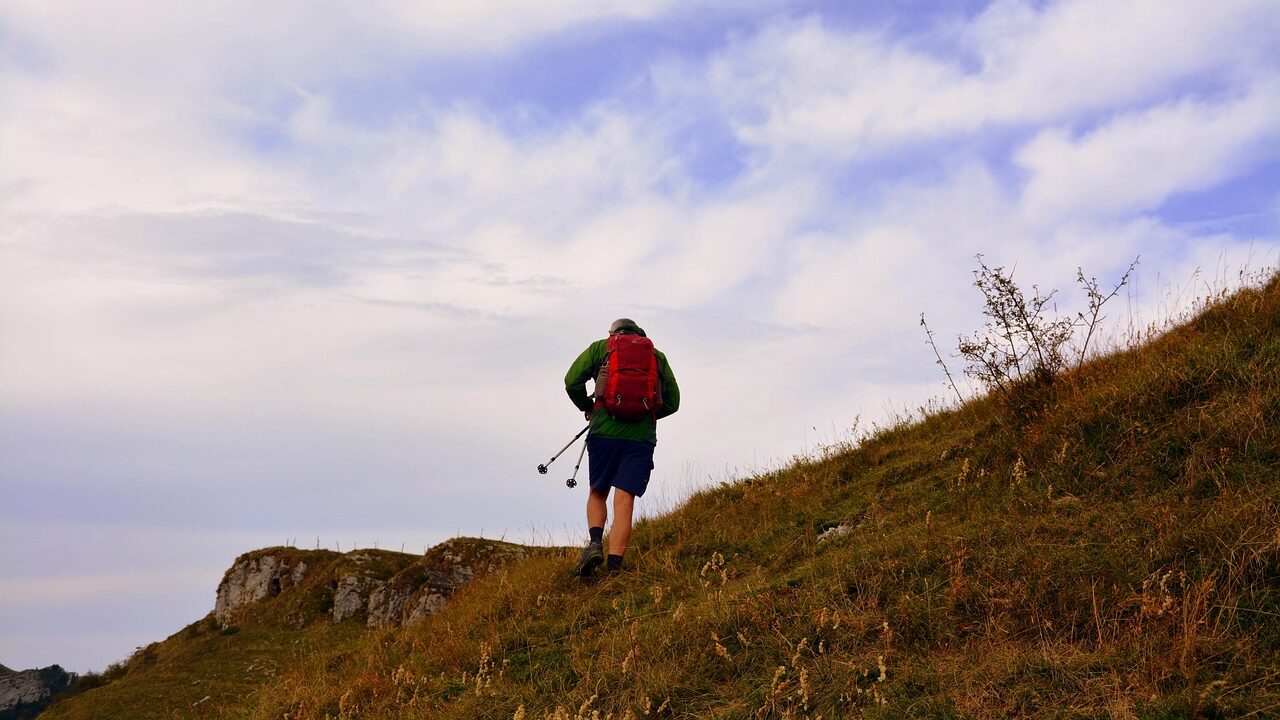 trekking in munsiyari